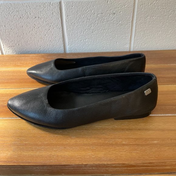 Musse & Cloud Habana Ballet Flat in Black - Picture 2 of 12